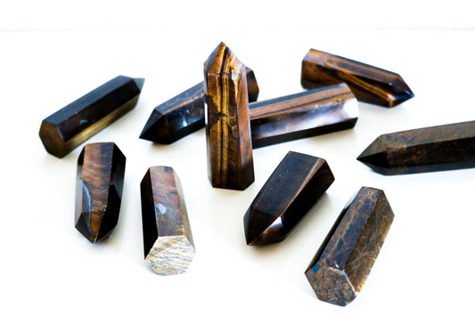 Tiger eye small tower