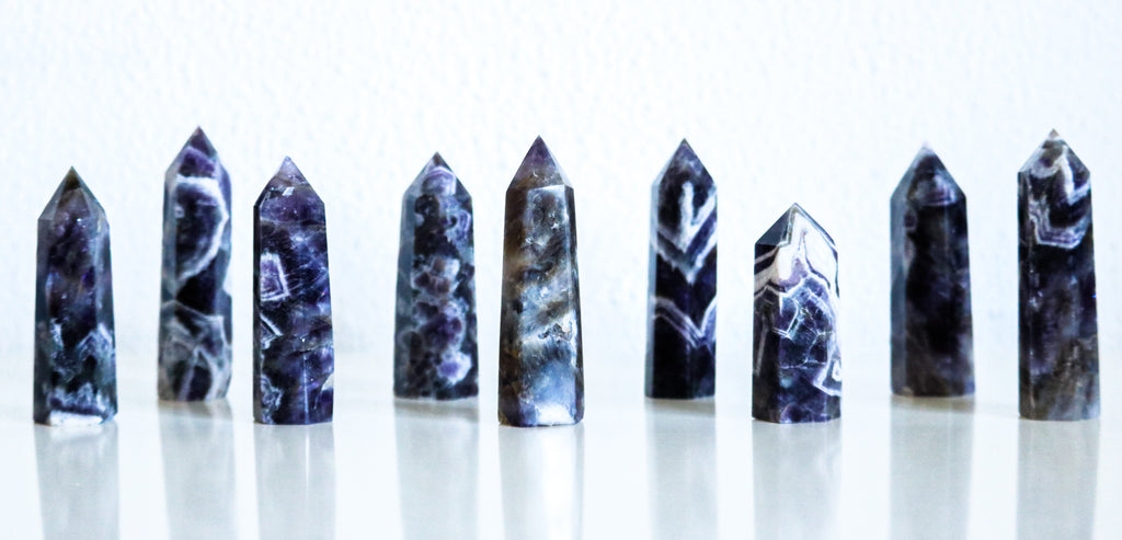 Dreamy amethyst small towers