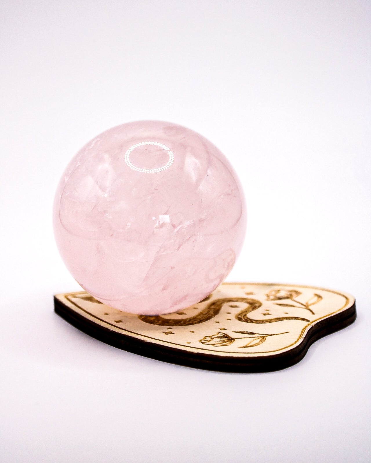 Rozenkwarts bol natuurlijke edelsteen